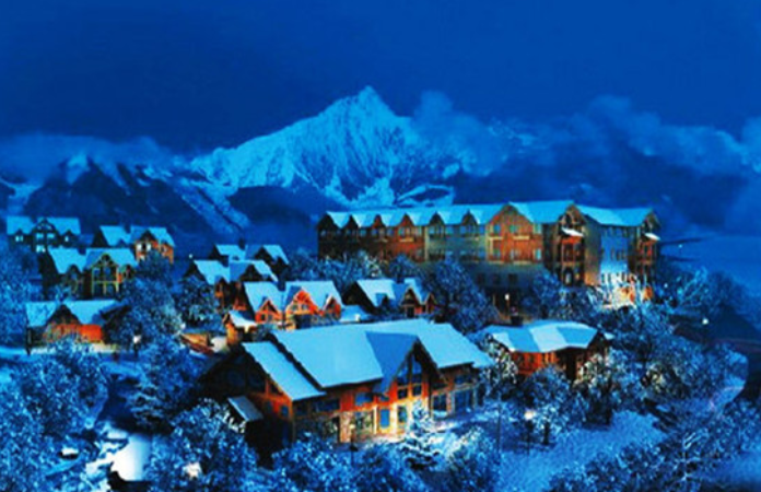 【西岭雪山滑雪场工程案例】地暖安装